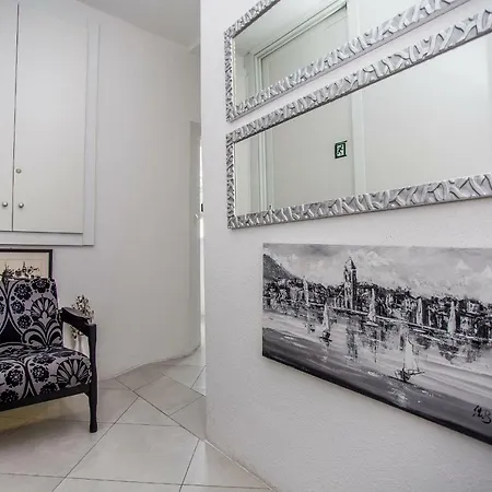 Lux Apartment Makarska